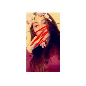 Meet your Posher, Perla